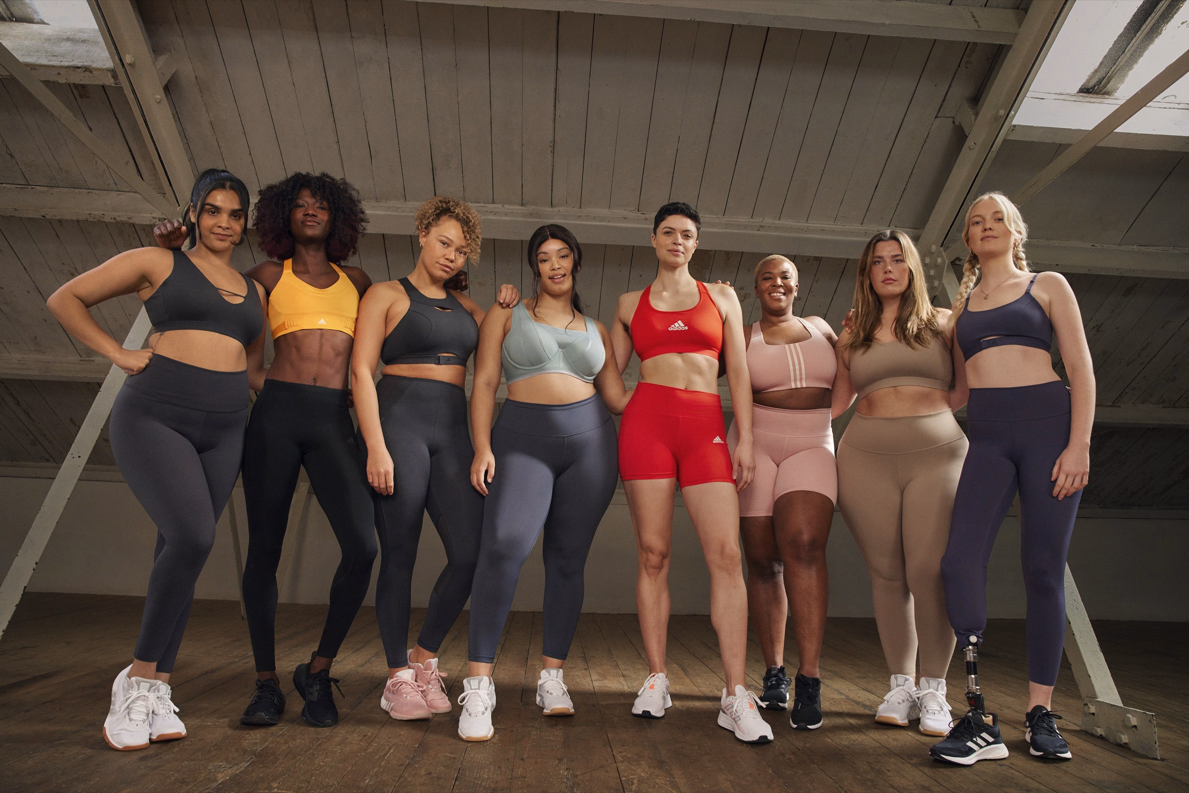 Adidas — Bras